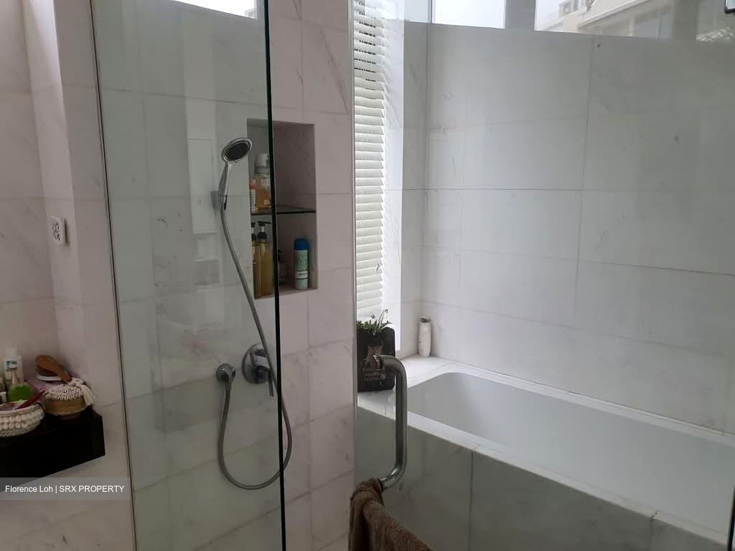 Serangoon Garden Estate (D19), Semi-Detached #546548011